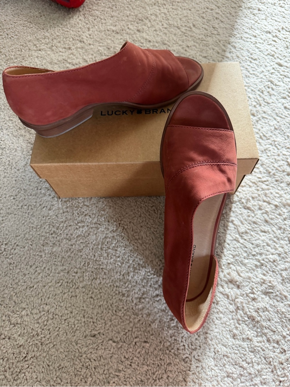 Lucky Brand Women’s Rust Red Open-Toe Slingback Mules